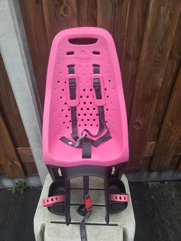 Roze Yepp Achterzitje voor Kinderen, Fietsen en Brommers, Fietsaccessoires | Fietsstoeltjes, Ophalen, Achterzitje, Yepp, 9 t/m 36 kg