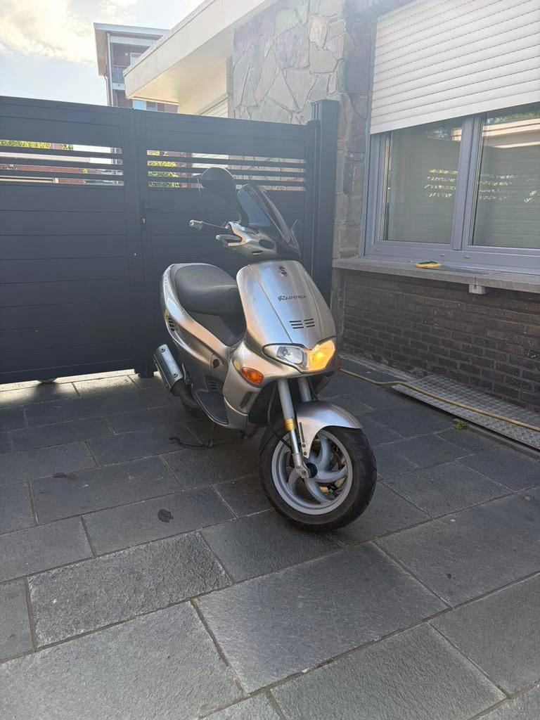 Gilera runner 172cc - belgische papieren, Fietsen en Brommers, Overige modellen, Ophalen of Verzenden, Zo goed als nieuw, 172 cc