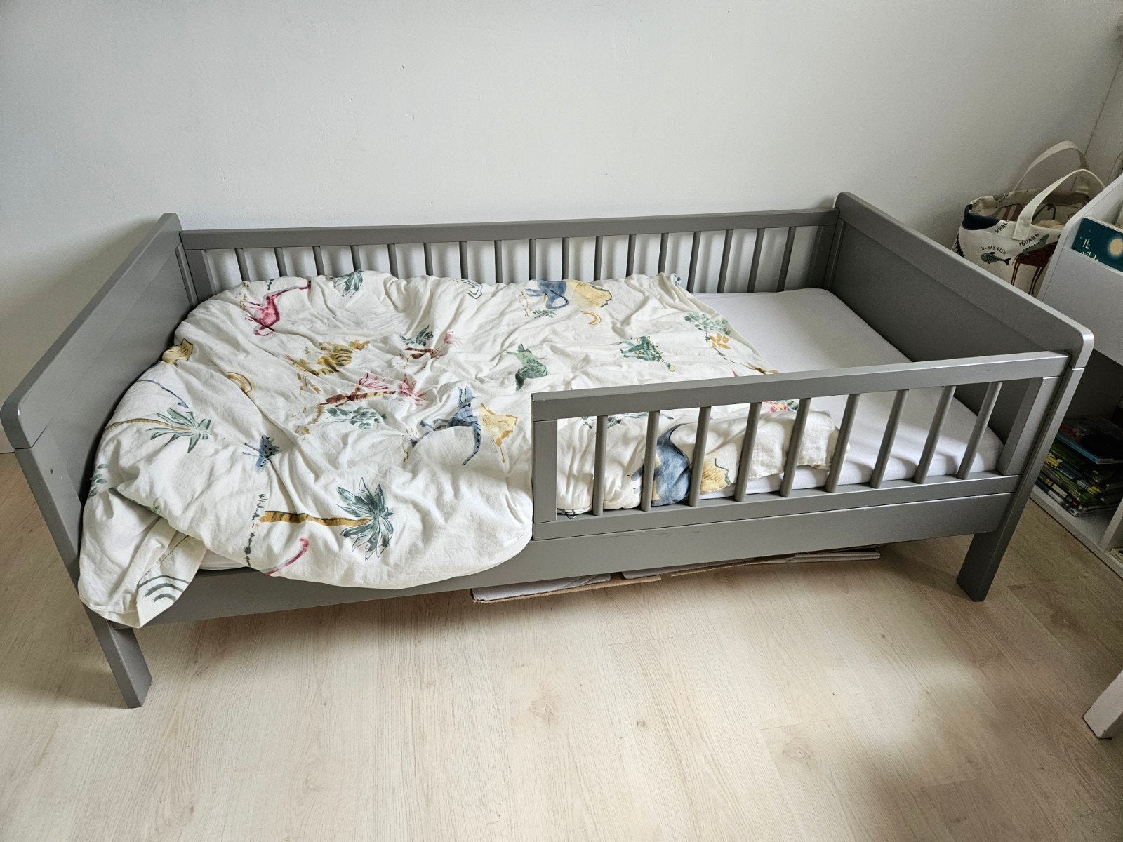 Petit Amelie peuterbed grijs incl. Matras en beddengoed, Ophalen, Minder dan 140 cm, 70 tot 85 cm, Matras
