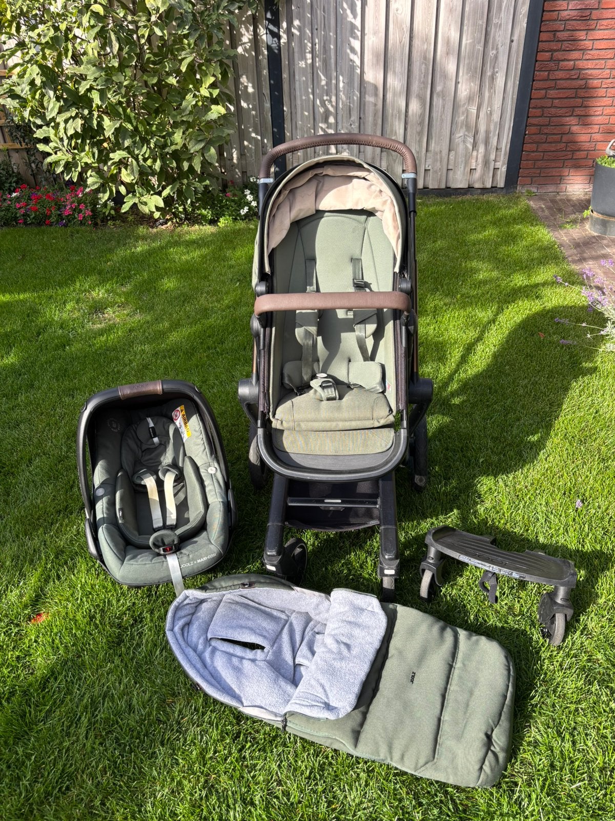 Joolz Day kinderwagen groen + Maxi-Cosi & accessoires, Kinderen en Baby's, Gebruikt, Met autostoeltje, Ophalen, Kinderwagen