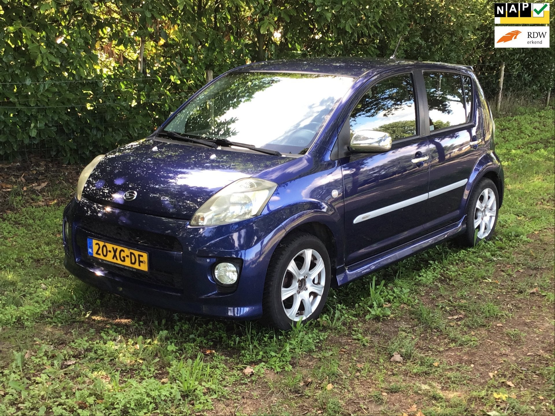 Daihatsu Sirion 2 1.3-16V Comfort AUTOMAAT met nieuwe APK, Auto's, Stof, Gebruikt, 4 cilinders, Blauw