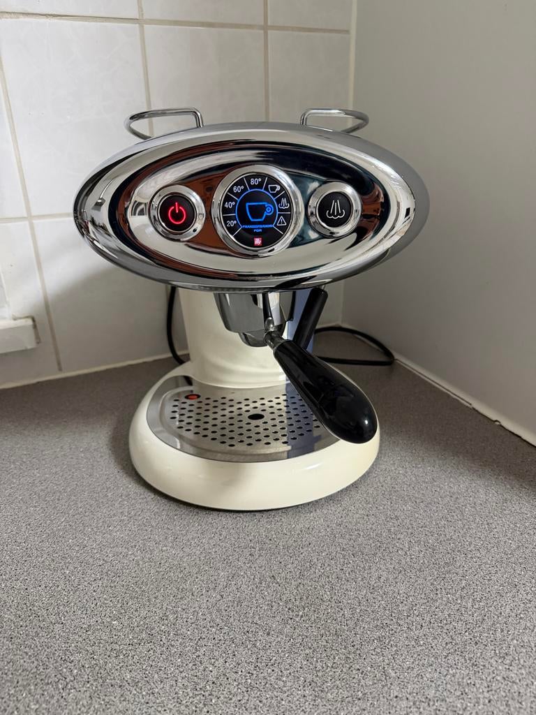 Illy FrancisFrancis! X7.1 Iperespresso Espressomachine, Stoompijpje, Koffiepads en cups, Espresso apparaat, Ophalen of Verzenden