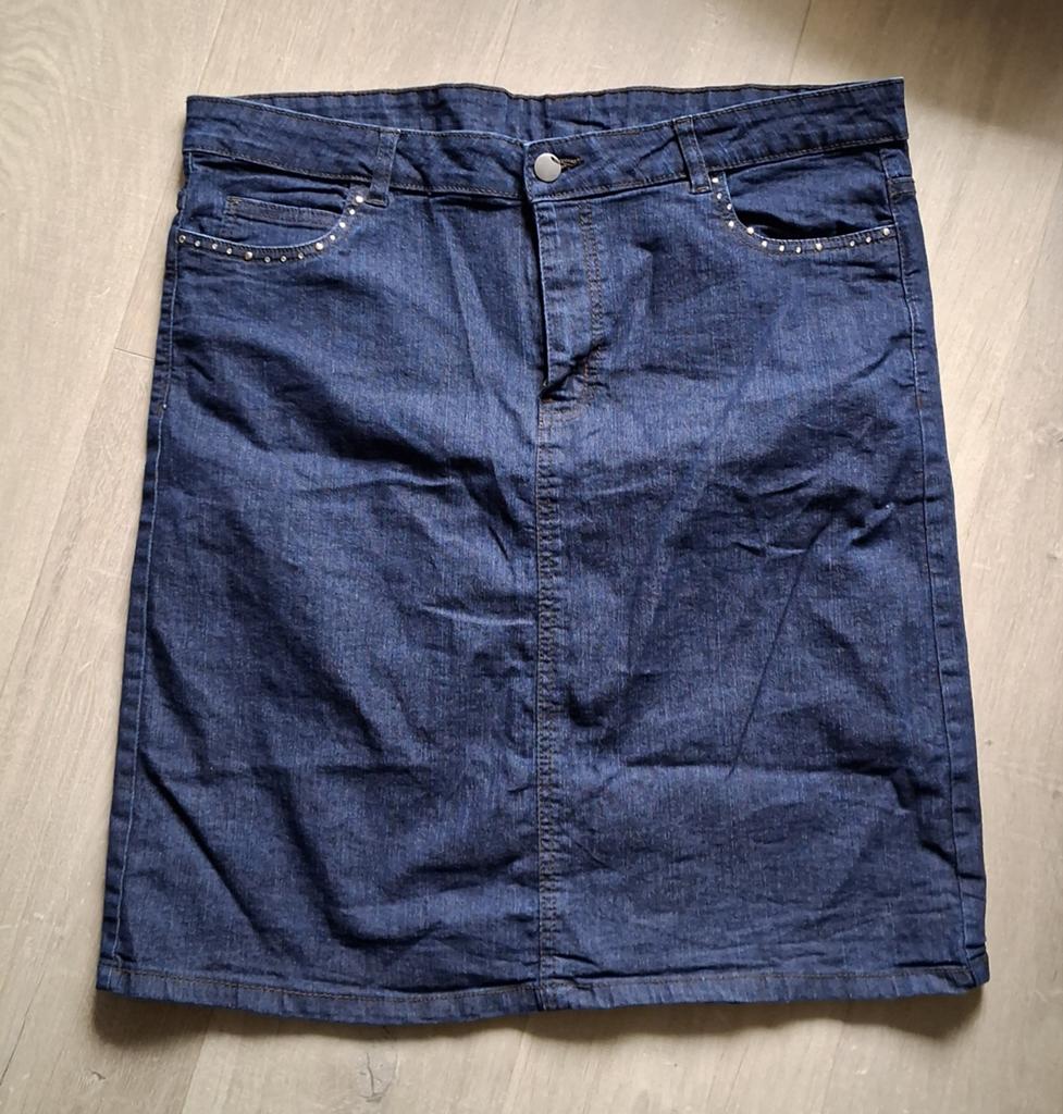 Donkerblauwe denim rok  maat 46, Kleding | Dames, Rokken, Zo goed als nieuw, Maat 46/48 (XL) of groter, Blauw, Knielengte, Ophalen of Verzenden