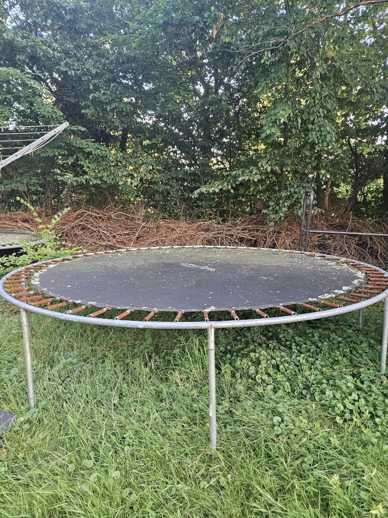 Trampolines, Ophalen, Gebruikt