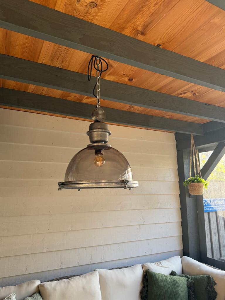 Stoere Industriële Hanglamp - Perfect voor Binnen & Buiten, Huis en Inrichting, Lampen | Hanglampen, Ophalen, Zo goed als nieuw