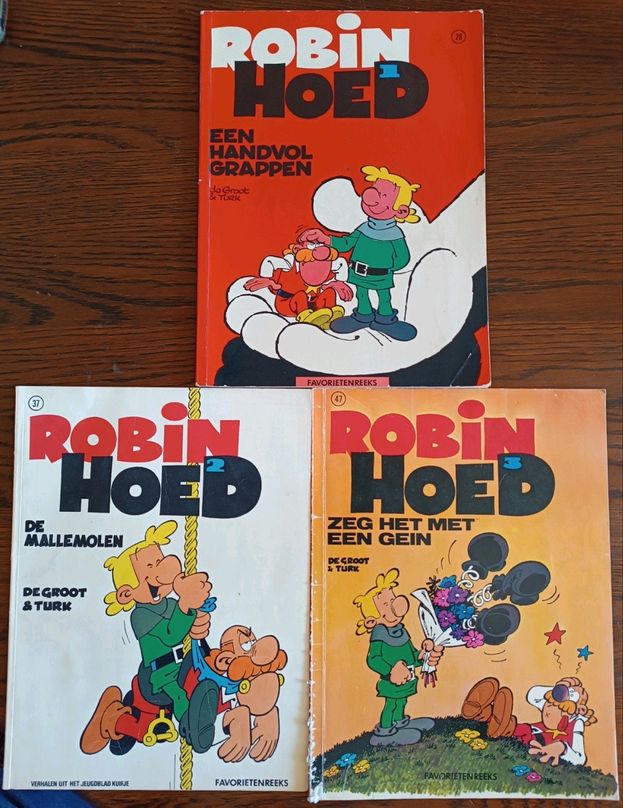Robin Hoed strips - Turk & de Groot - uitgeverij Helmond, Gelezen, Ophalen of Verzenden, Turk & De Groot, Meerdere stripboeken