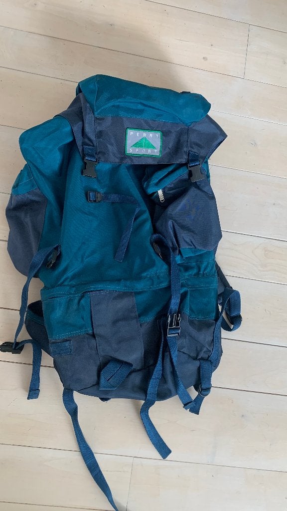 Te koop grote reisrugtas Perry Sports, Overige merken, Gebruikt, 25 tot 40 cm, Ophalen of Verzenden
