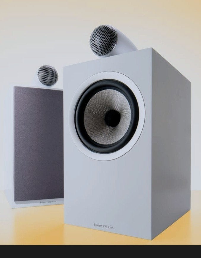 Bowers & Wilkins 705 S2 Speakers Wit (incl. stands)