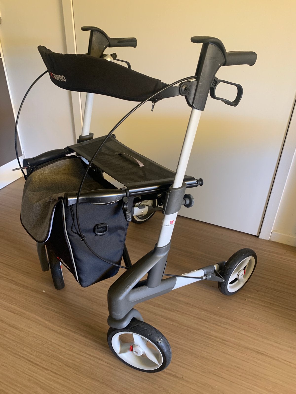 Rollator - Topro Trojan 5G (maat S), Diversen, Rollators, Opvouwbaar, Ophalen of Verzenden