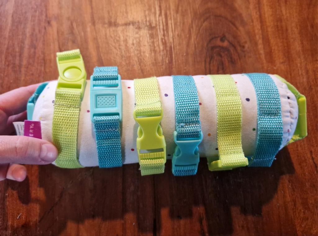 Lovevery Buckle Barrel, Kinderen en Baby's, Speelgoed | Educatief en Creatief, Ophalen of Verzenden, Zo goed als nieuw