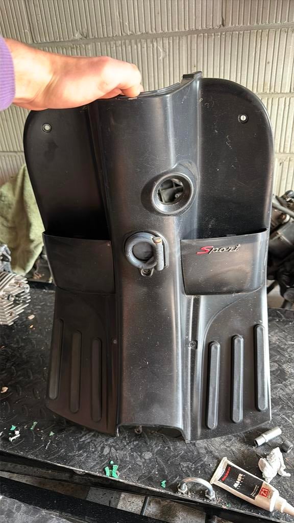 Vespa s beenschild mat zwart, Ophalen, Kap, Vespa