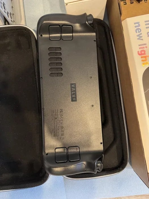 Steam Deck OLED 512GB + SD-kaart en hoes