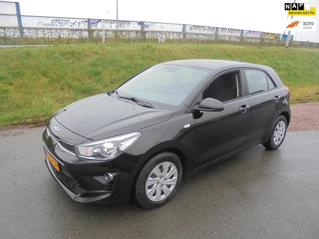 Kia Rio Kia Rio 1.0 benzine Comfortline airco 75.000km, Auto's, Voorwielaandrijving, Start-stop-systeem, 450 kg, Gebruikt