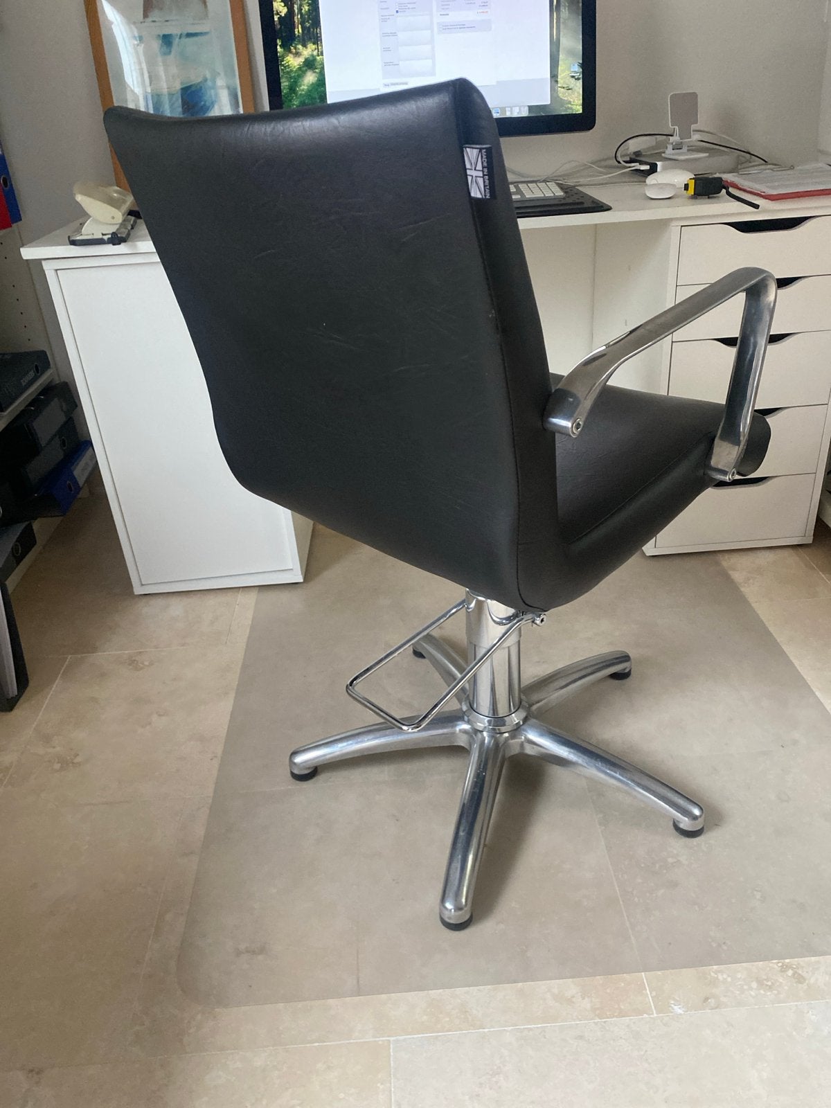 REM Kappersstoel Zwart - Made in Britain, Huis en Inrichting, Ophalen, Gebruikt