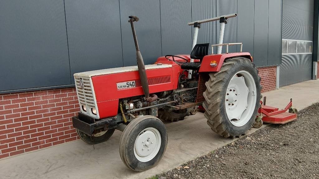 Steyr 540 tractor met weideboter (MARGE) kenteken 540, Gebruikt, Steyr, Tot 2500