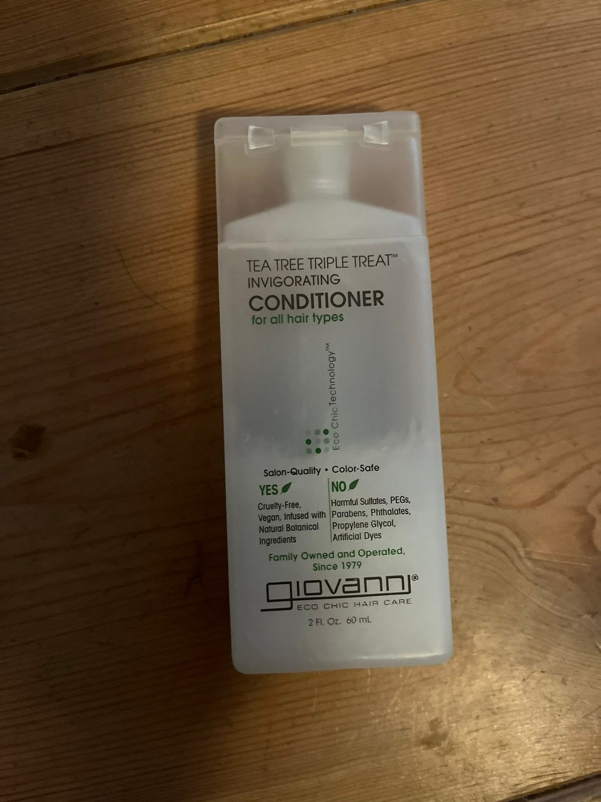 Giovanni Tea Tree Triple Treat Conditioner 60ml gebruikt, Sieraden, Tassen en Uiterlijk, Ophalen, Gebruikt, Shampoo of Conditioner