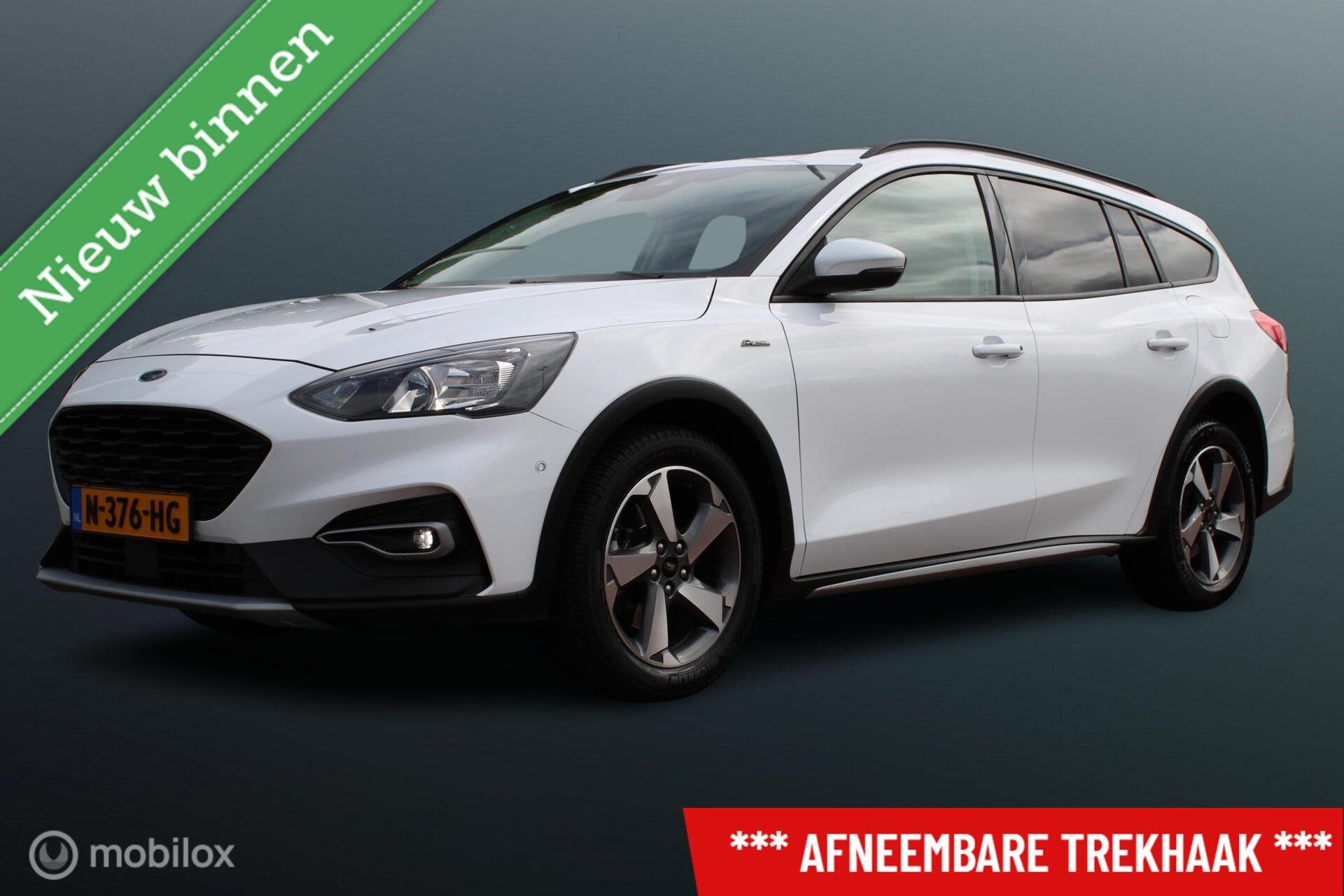 Ford Focus Wagon 1.0 EcoBoost 125 PK Active X Business, Trek, Auto's, Ford, Gebruikt, Wit, Origineel Nederlands, 19 km/l