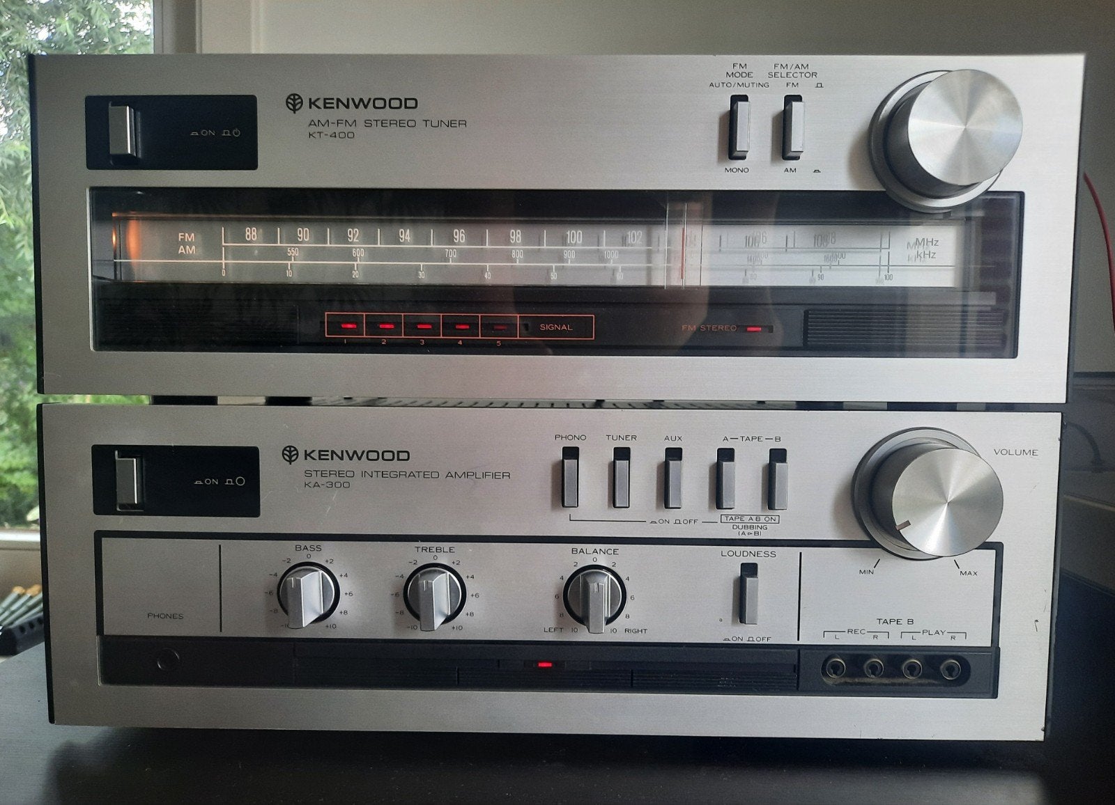 Kenwood KA-300 versterker en KT-400 tuner met luidsprekers., Audio, Tv en Foto, Versterkers en Receivers, Gebruikt, Ophalen, Overige merken
