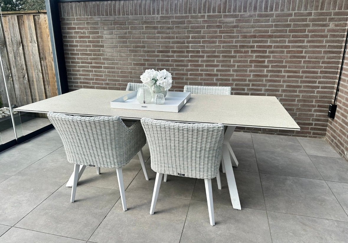 Te koop tuintafel Bellagio, stoelen Manifesto en dienblad!, Ophalen, Zo goed als nieuw, Aluminium