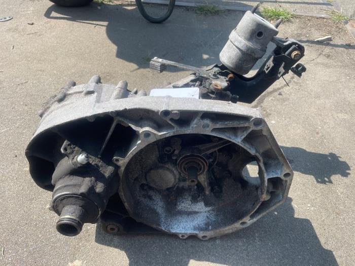 Versnellingsbak van een Volkswagen Transporter, Auto-onderdelen, Gebruikt, -, -, -