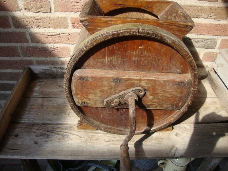 antieke houten karnton ter decoratie, Ophalen
