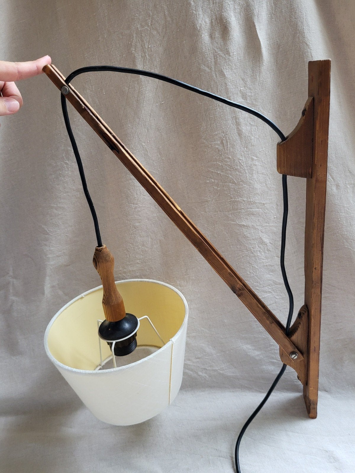 Vintage Scandinavische Houten Zwenkarm Wandlamp, Japandi, Gebruikt, Minder dan 100 cm, Hout
