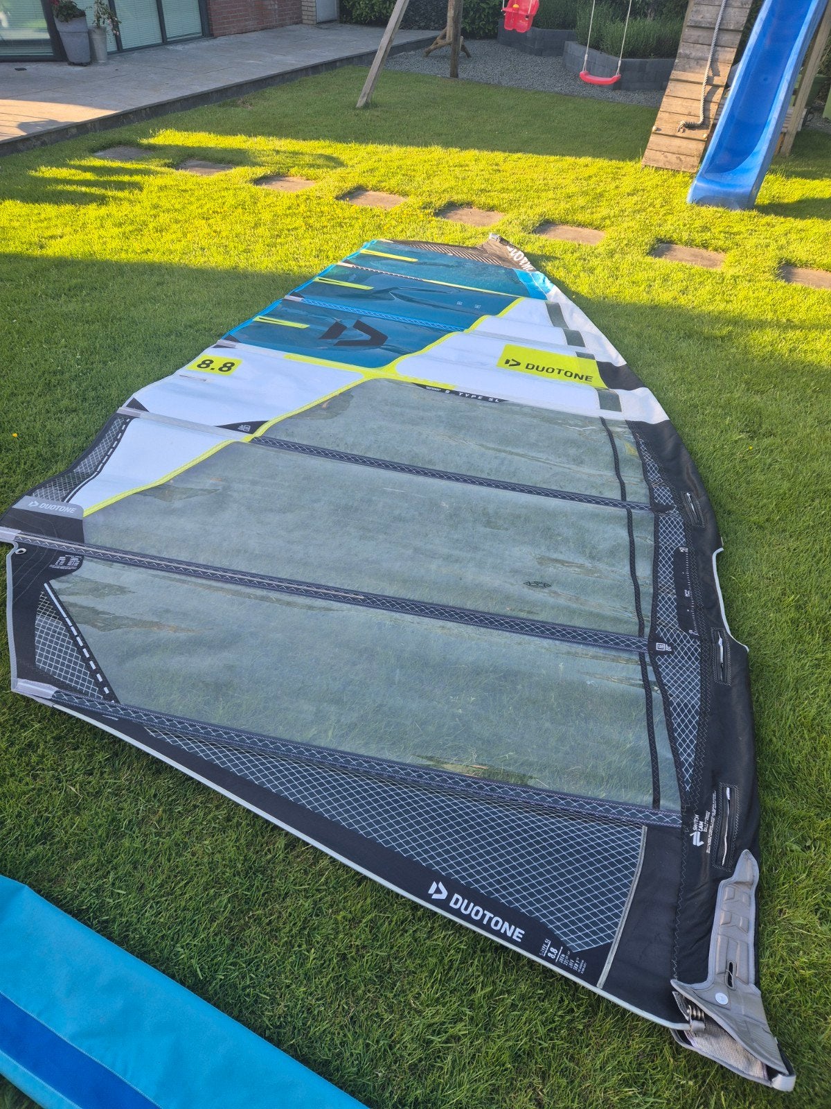 Duotone S_Type SL 8.8m² windsurfzeil in mooie staat, Watersport en Boten, Windsurfen, Ophalen, Zo goed als nieuw, Zeil