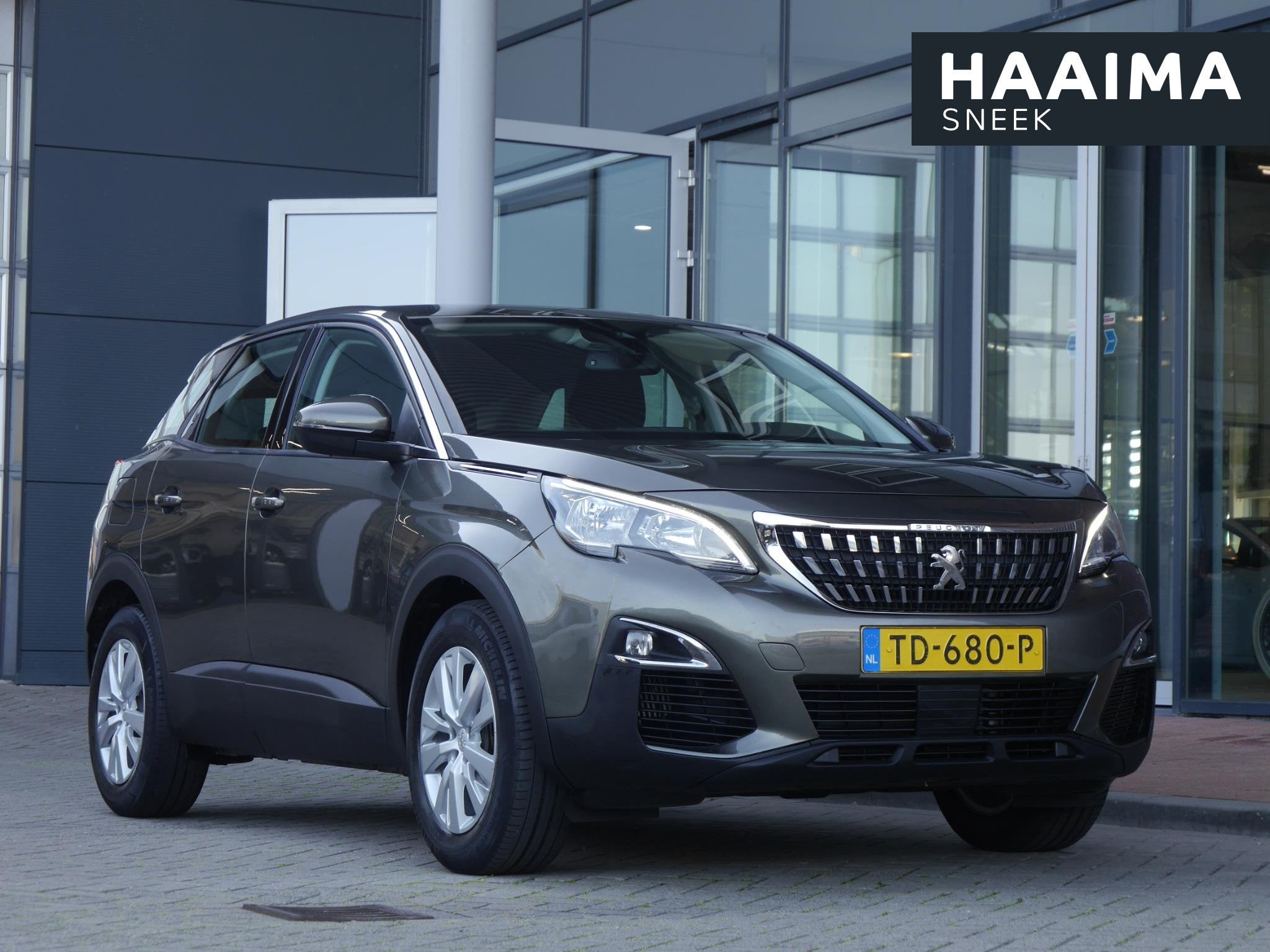 Peugeot 3008 1.2 PureTech Blue Lease Executive | Trekhaak |