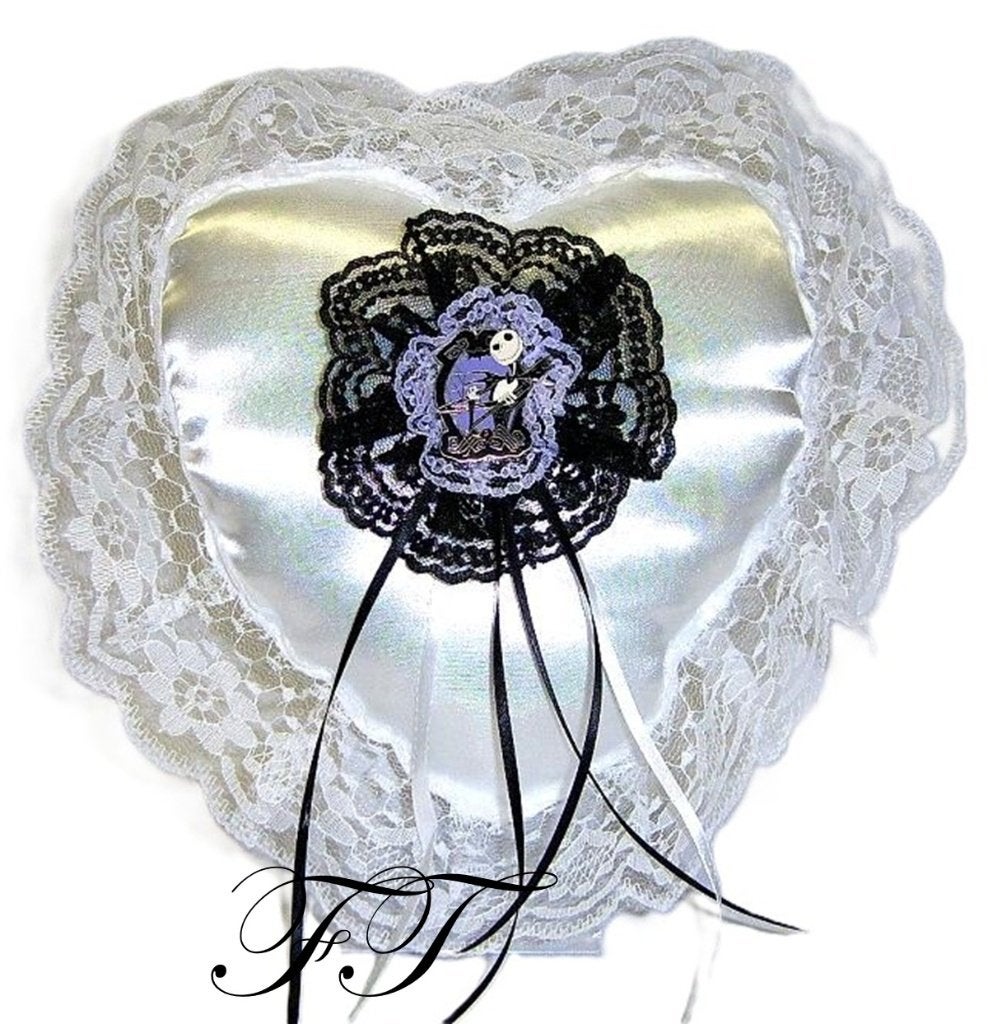 Mooie Disney Jack Skellington witte trouw ringkussen., Ophalen of Verzenden, Nieuw, Versiering, Geboorte of Huwelijk