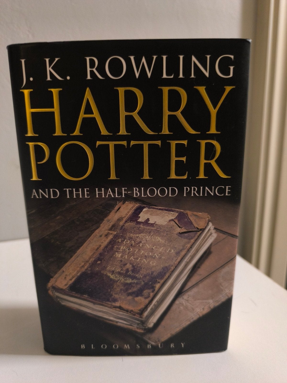 Harry Potter Eerste druk met misprint, Ophalen of Verzenden, Gebruikt