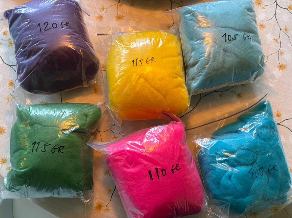 Lontwol 6 kleuren, Hobby en Vrije tijd, Ophalen of Verzenden, Nieuw, Breien of Haken, Wol of Garen