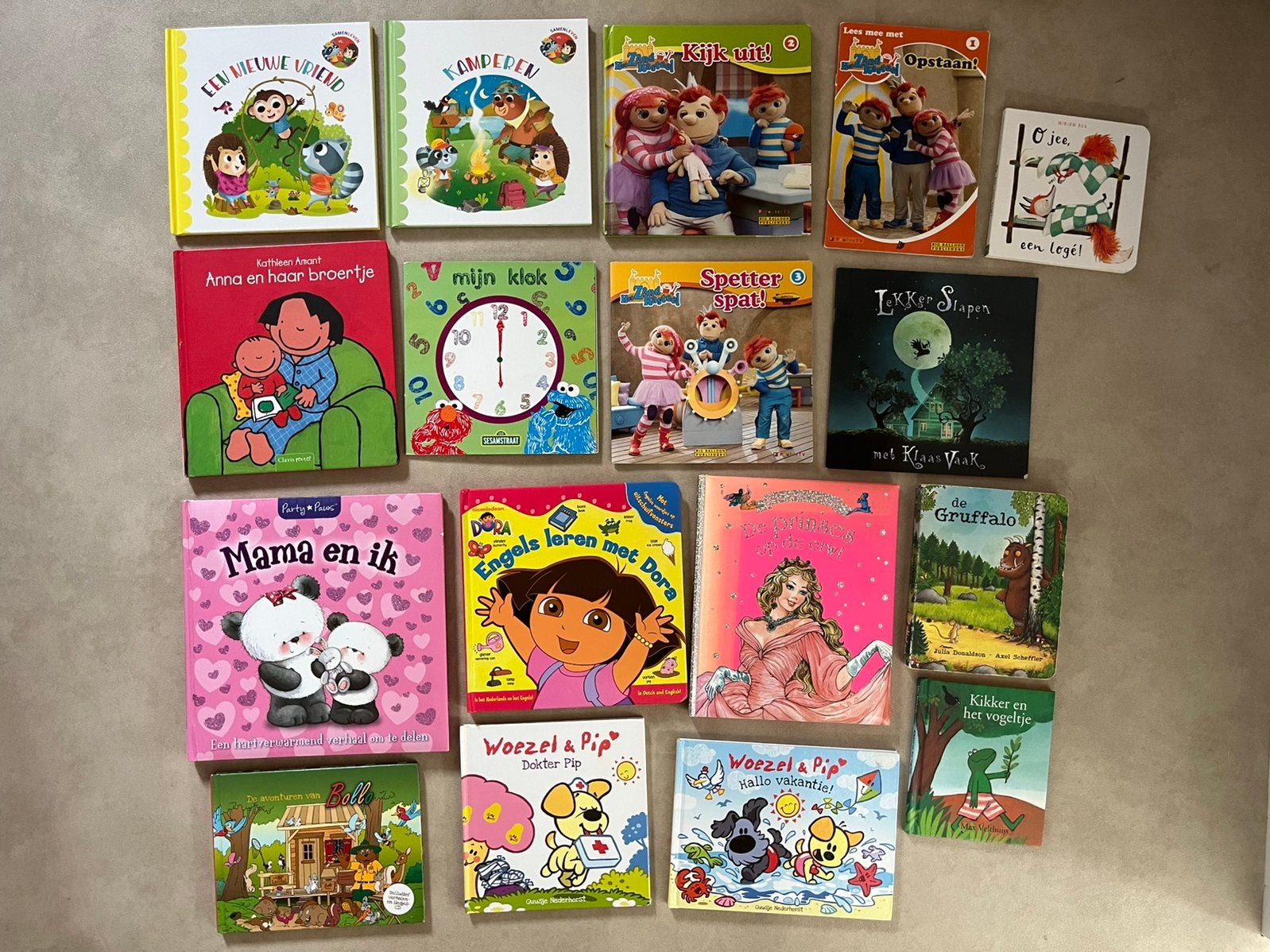 17 boeken oa Woezel & Pip, Zandkasteel, Gruffalo, Ophalen of Verzenden, Gelezen, Fictie algemeen