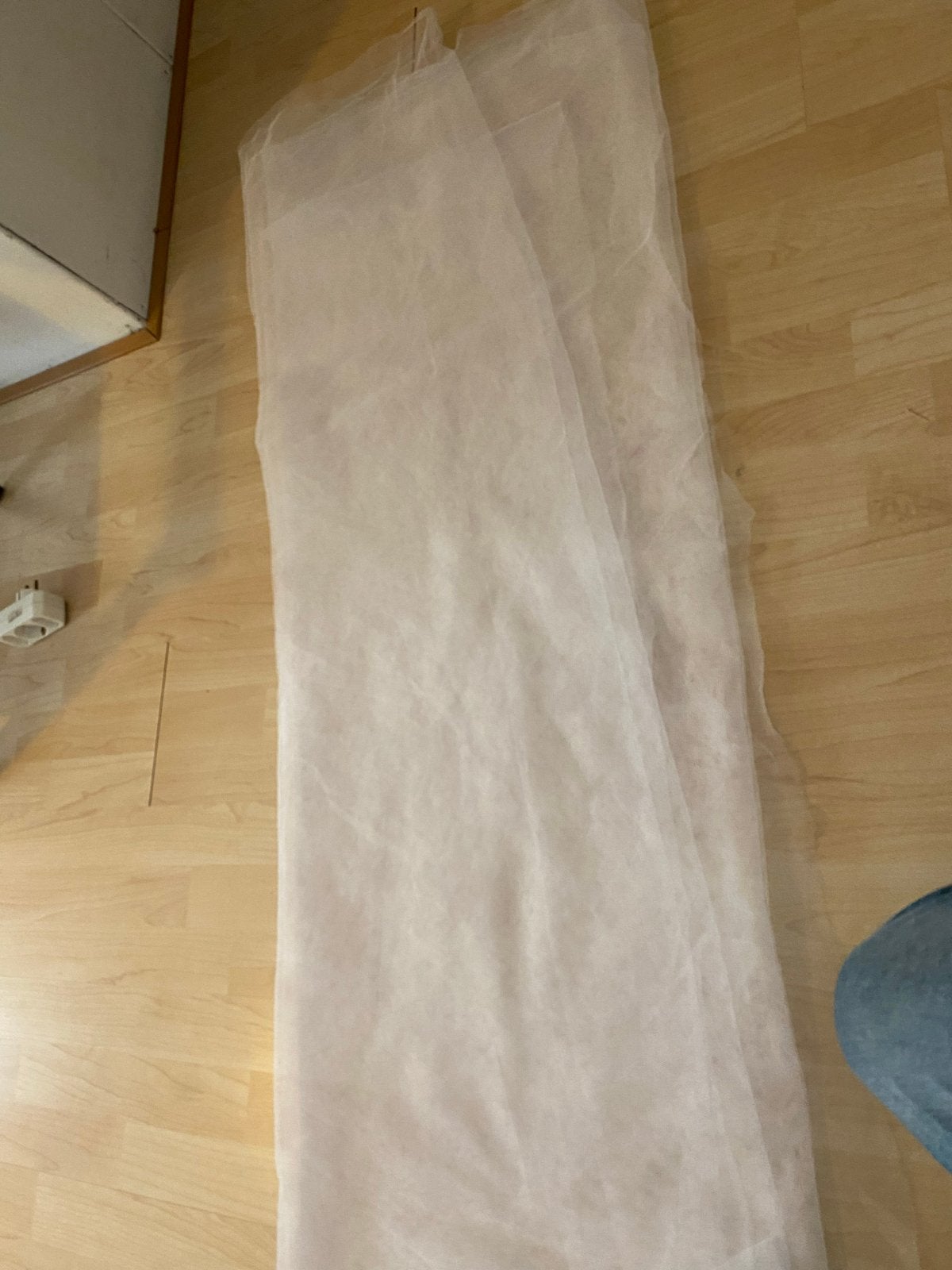 Transparante stof voor decoratie of kleding, tule 4meter, Overige materialen, Wit, 200 cm of meer, Ophalen of Verzenden