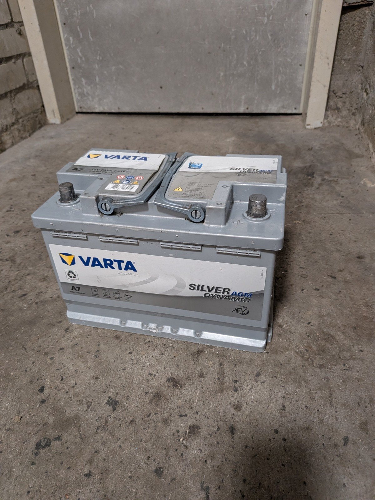 Varta Silver Dynamic A7 12V 70Ah 760A Accu, Auto-onderdelen, Gebruikt, Overige automerken