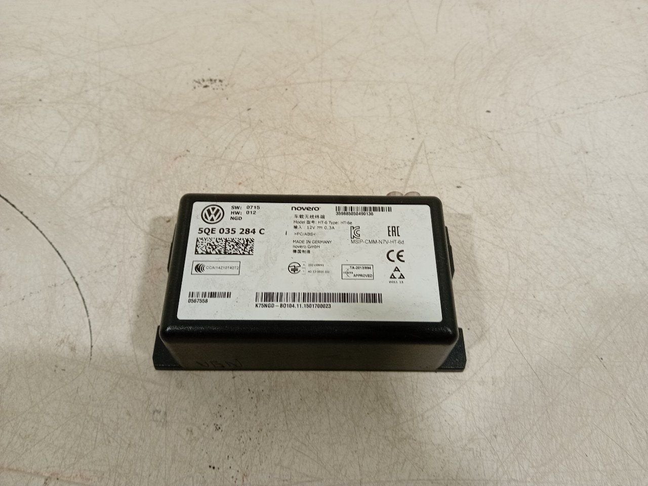 Bluetooth control module Volkswagen Golf, Ophalen of Verzenden, Van der Ven Autorecycling B.V., Onderdelen@venauto.nl, Ettenseweg 76, 4706 PB Roosendaal, The Netherlands