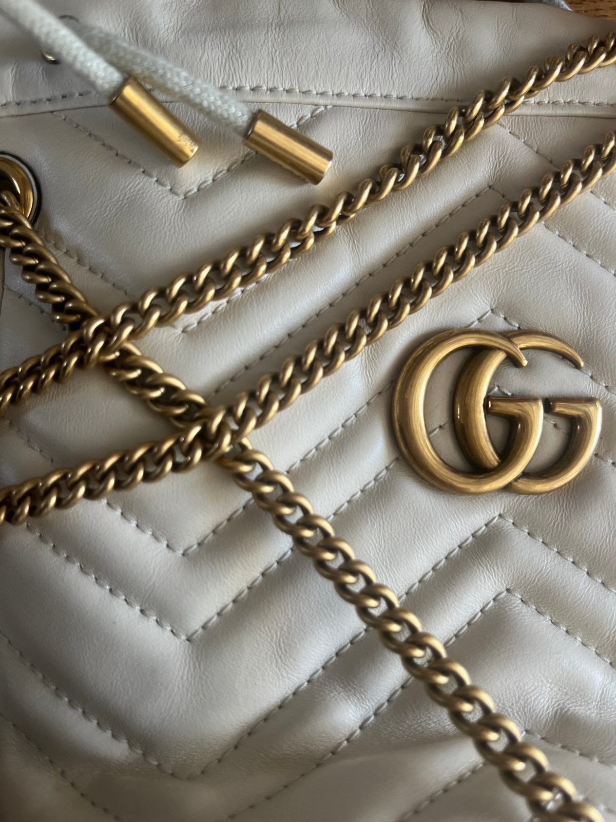 Gucci - mini bucket - in nieuwstaat -, Ophalen of Verzenden, Zo goed als nieuw, Wit, Schoudertasje