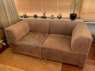 Robuuste bank–2 losse elementen–bruin-suede-L'Ancora collect, Huis en Inrichting, Banken | Bankstellen, Gebruikt, Rechte bank