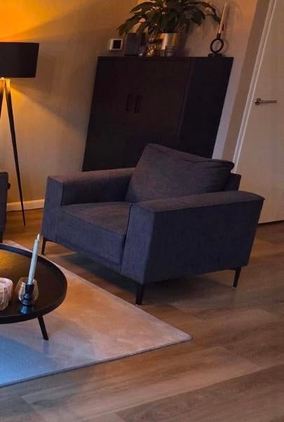 Bieden vanaf €120,- Donkergrijze/antraciet fauteuil, Ophalen, 75 tot 100 cm, Zo goed als nieuw, 75 tot 100 cm