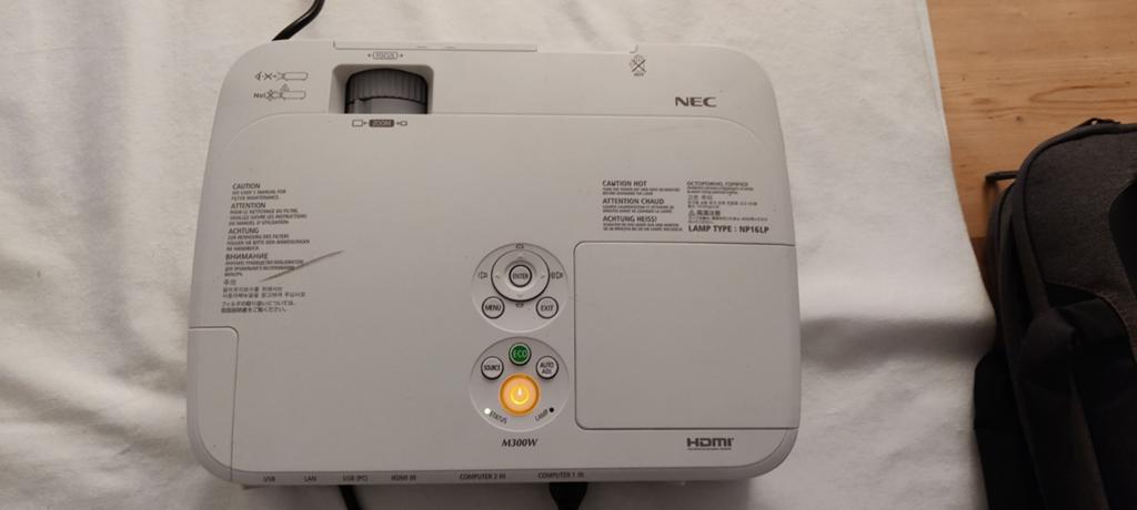 NEC M300W beamer, Audio, Tv en Foto, Beamers, Overige technologieën, Zo goed als nieuw, Overige resoluties, NEC