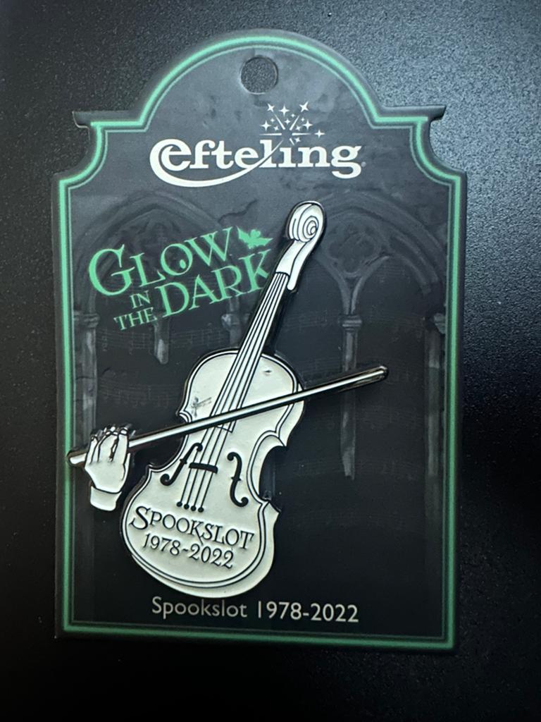 Efteling pin spookslot, Ophalen of Verzenden, Zo goed als nieuw, Button of Speldje