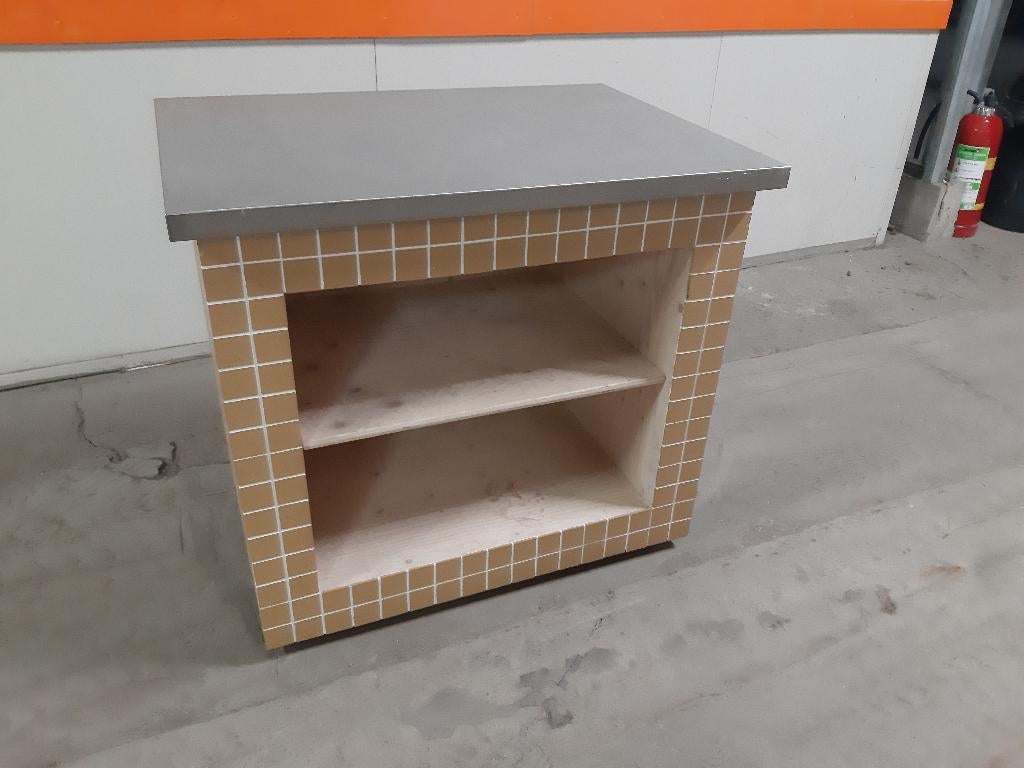 BBQ meubel buitenkeuken met RVS blad en okergele tegeltjes, Tuin en Terras, Buitenkeukens, Ophalen of Verzenden, Zo goed als nieuw