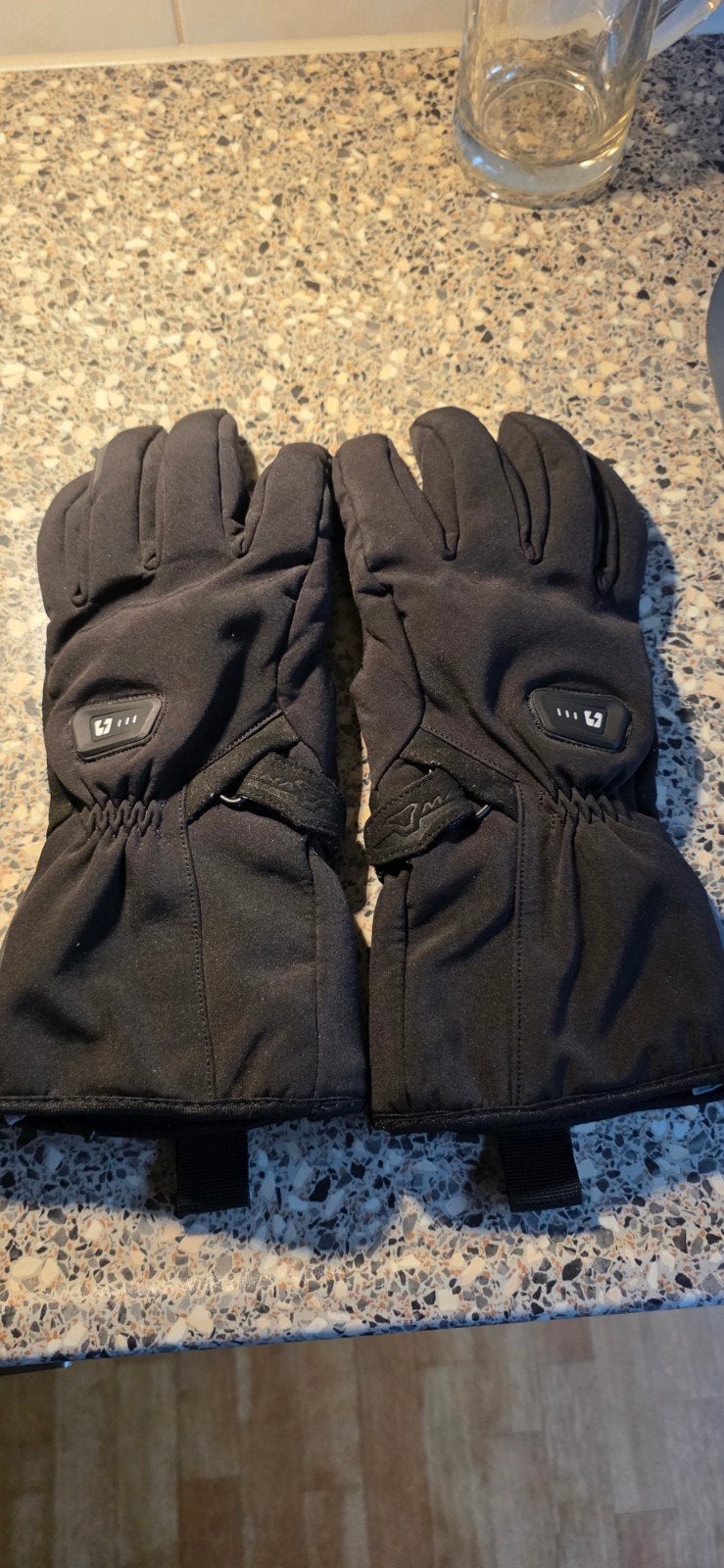 Macna verwarmde motorhandschoenen met accu. Maat L, Ophalen, Dames, Handschoenen, Tweedehands