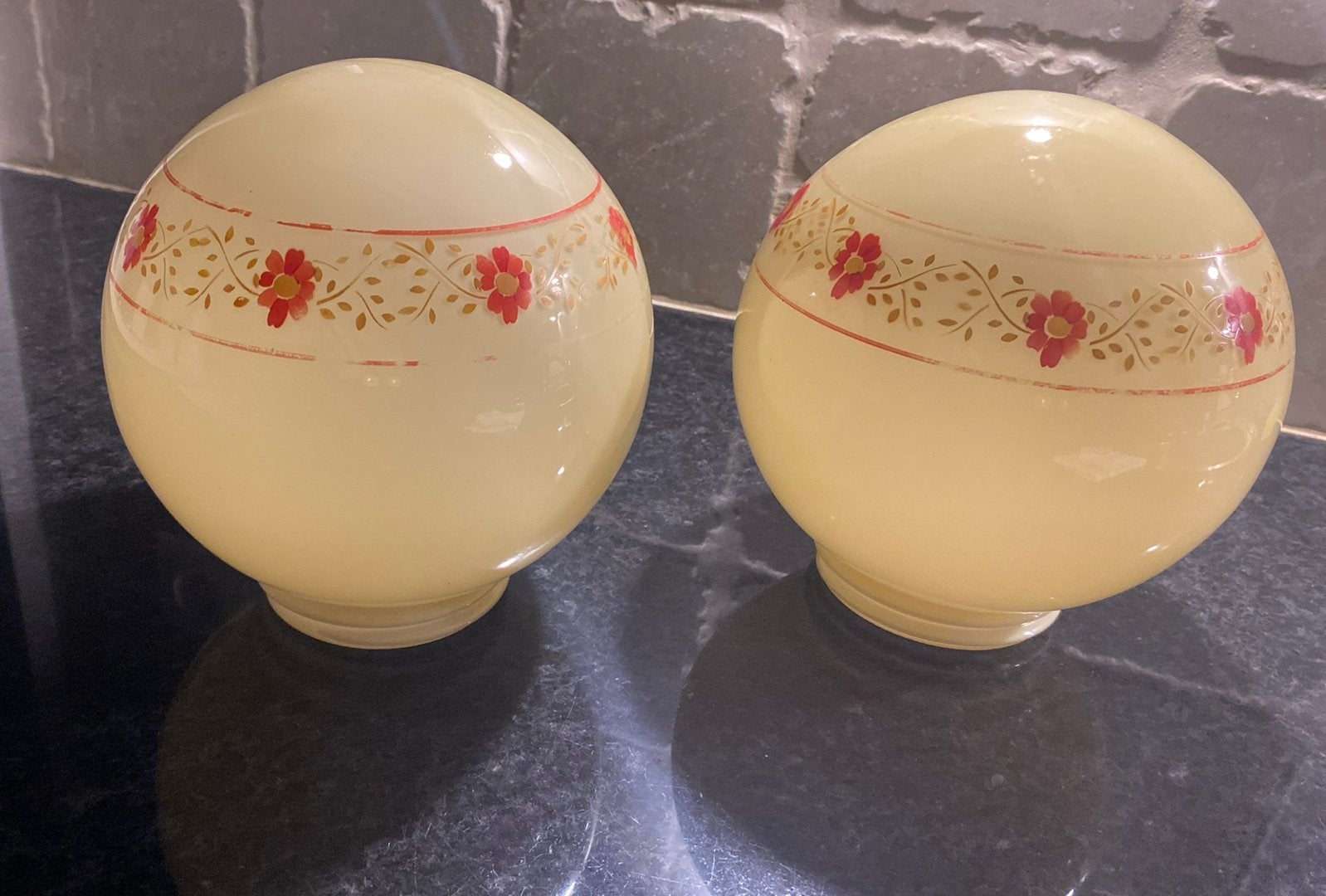 Vintage glazen lampenkappen jaren 60, Wit, Rond, Ophalen of Verzenden, Zo goed als nieuw