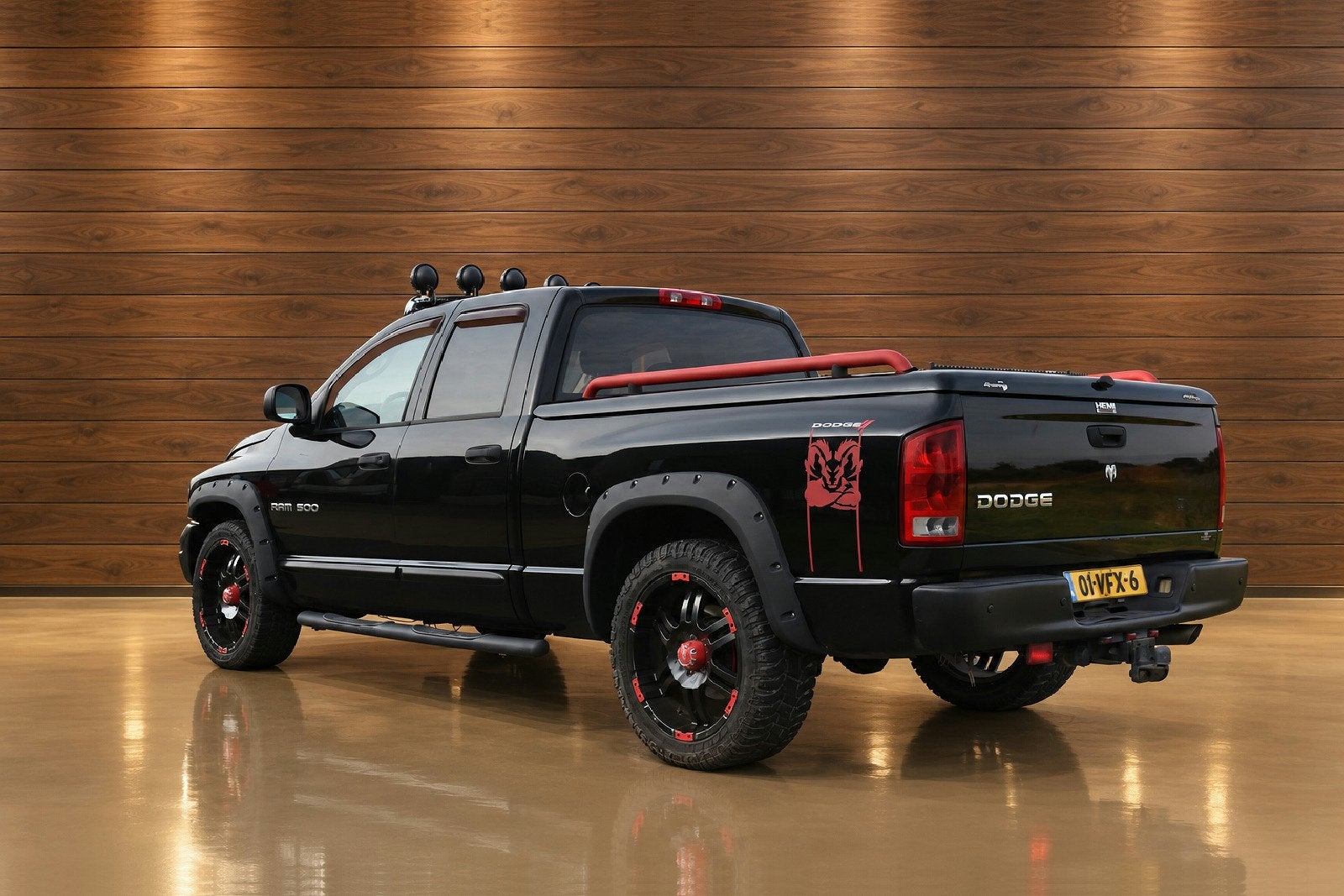 Dodge Ram 1500 * MARGE * GEEN BTW * (bj 2004), Auto's, Automaat, 450 kg, Gebruikt, 5654 cc