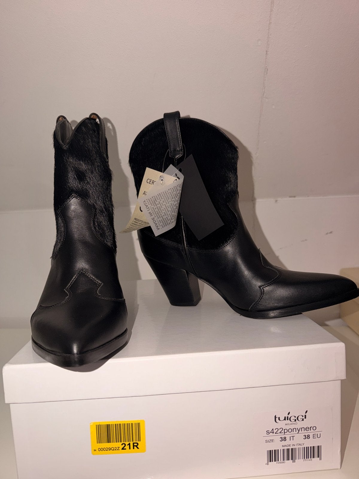 Nieuwe Tuiggi Milano cowboylaarzen - Maat 38, Kleding | Dames, Schoenen, Ophalen of Verzenden, Nieuw, Zwart, Lage of Enkellaarzen
