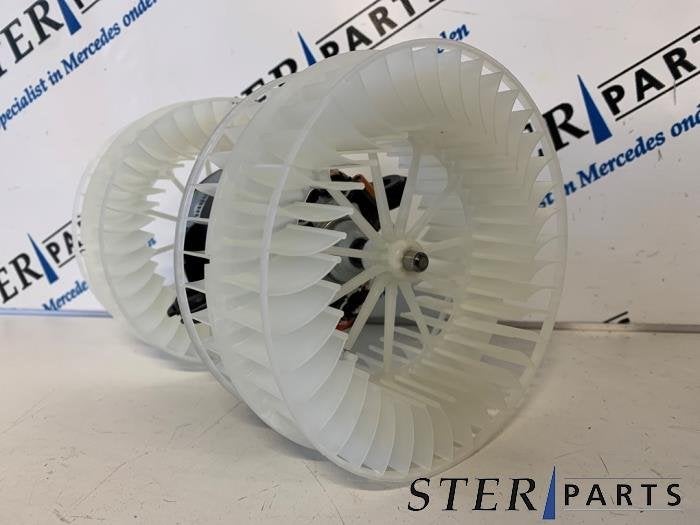 Kachel Ventilatiemotor van een Mercedes Vito, -, Nieuw, Ophalen of Verzenden, -