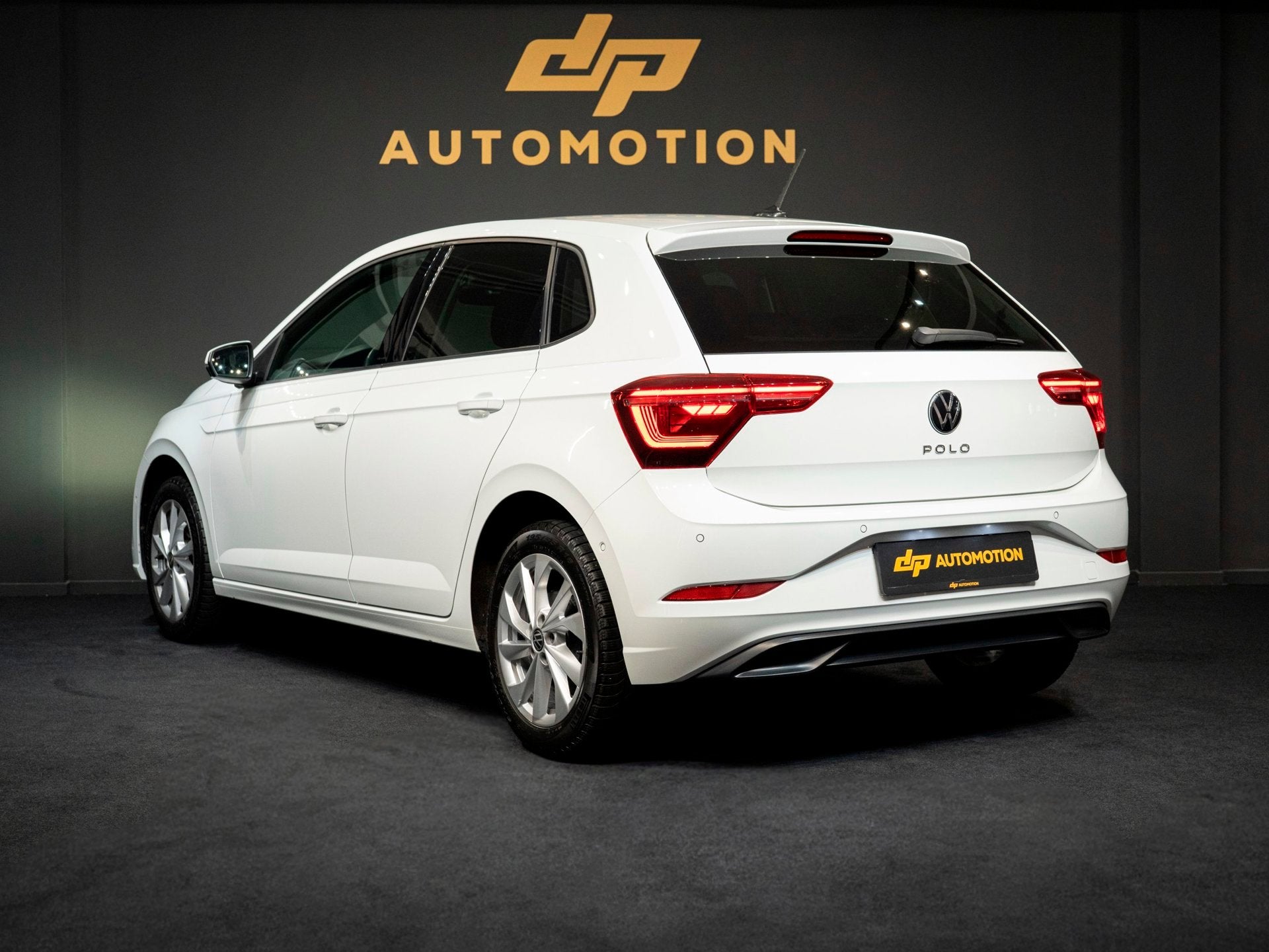 Foto 2 van Volkswagen POLO 1.0 TSI Style ACC/Cam/IQ/Nav/Dodehoek det/Ca