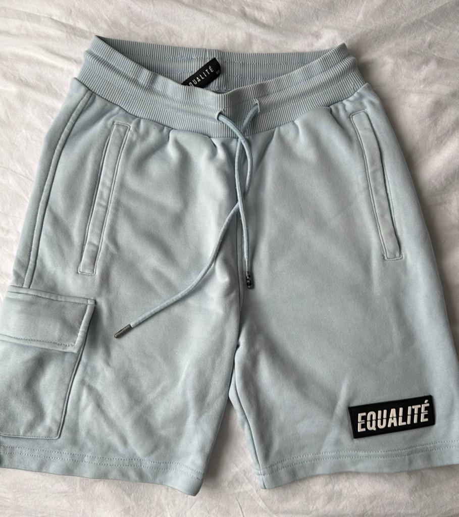 EQUALITÉ Set, Ophalen of Verzenden, Zo goed als nieuw, Overige maten