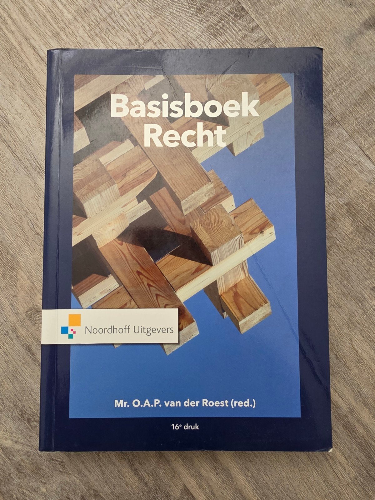 O.A.P. van der Roest - Basisboek Recht, O.A.P. van der Roest, Sociale wetenschap, Ophalen of Verzenden, Zo goed als nieuw