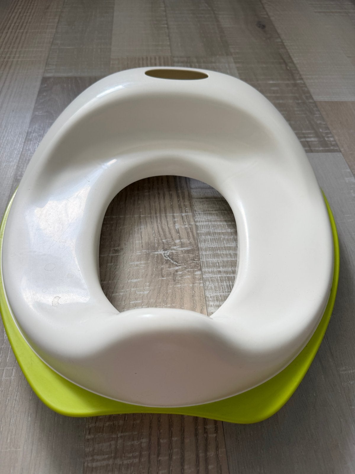 IKEA LILLAGUNGEN Toiletbril Verkleiner - Wit/Groen, Ophalen of Verzenden, Zo goed als nieuw